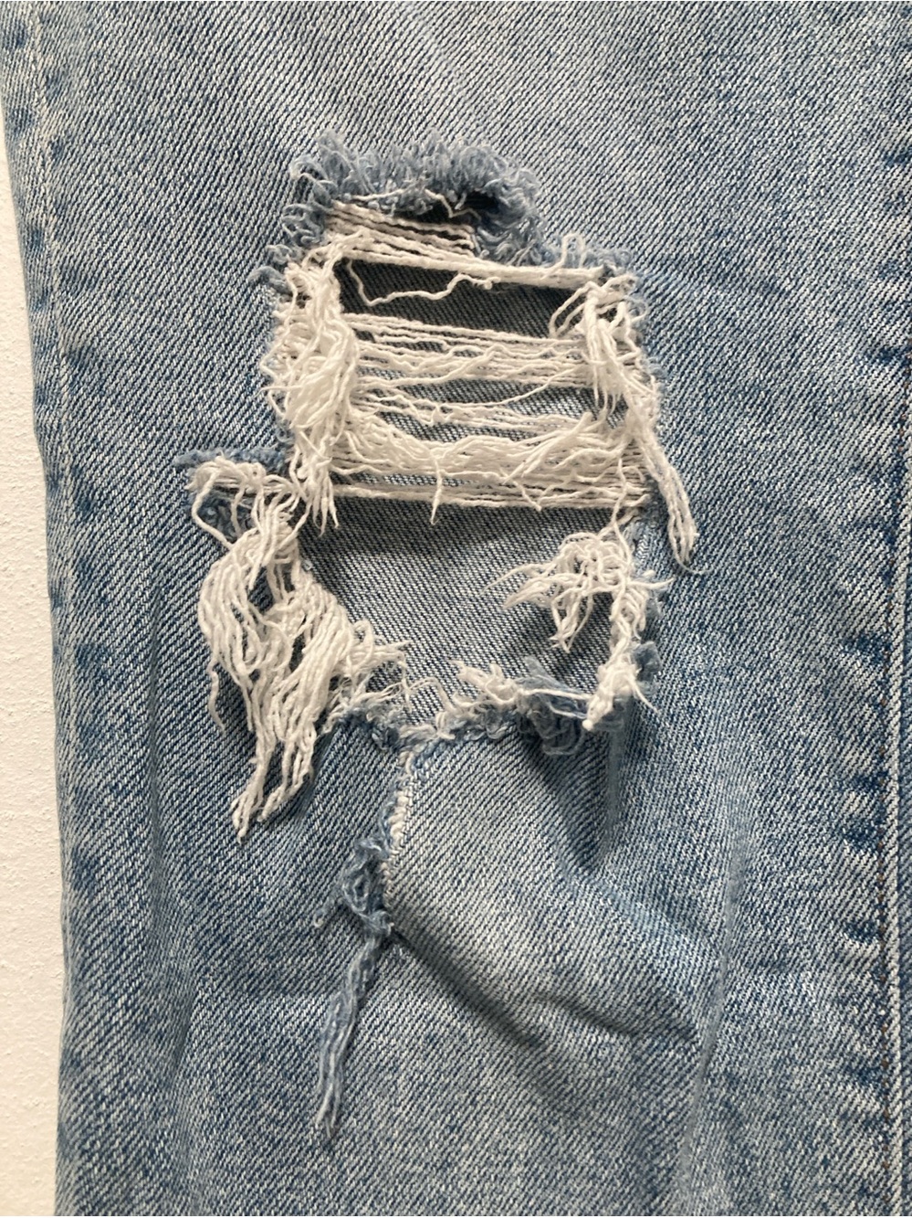 Madewell Distressed Perfect Vintage Jeans 29 Cardine Light Wash Ripped Knee - Picture 3 of 16